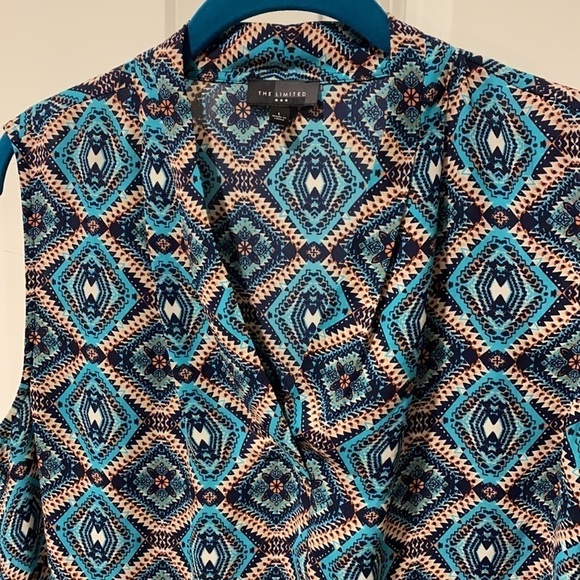 The Limited Printed Silky Sleeveless Blouse - Picture 3 of 9